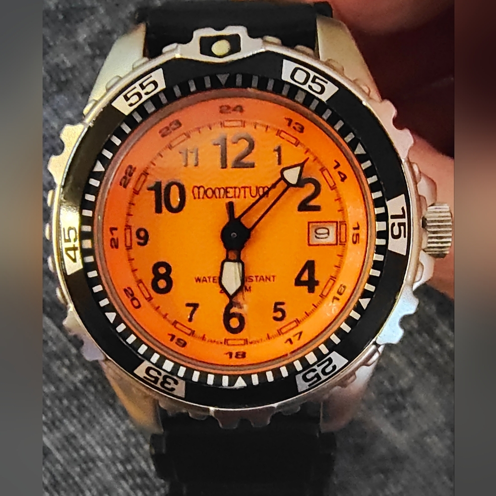 Momentum 43mm Dive Watch. New Battery.